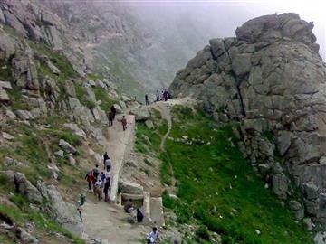 مسیر قلعه بابک