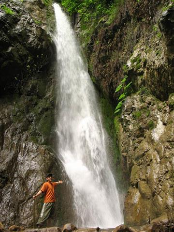 آبشار سرخه کمر رامیان