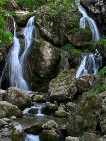 آبشار پشمکی رامیان