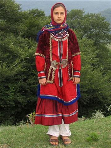 لباس محلی زنان شهر رامیان