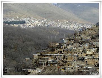 نمایی زمستانی از پاوه و خانگا