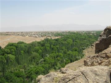 بهار در روستای اسفرجان، در جنوب اصفهان