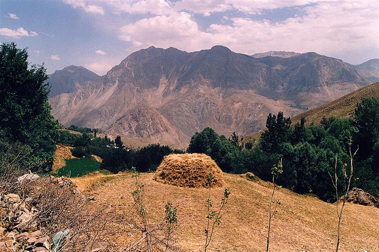 روستای آبگرم لاریجان