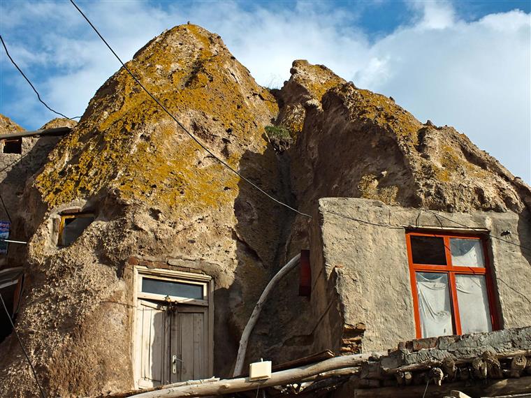 كندوان (خانه هایی در دل كوه)