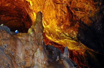 گشت در غار علیصدر