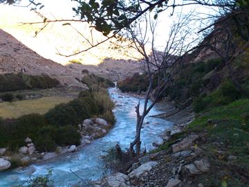 نمای دیگر از این رودخانه زیبا در دل طبیعت منطقه موگرمون