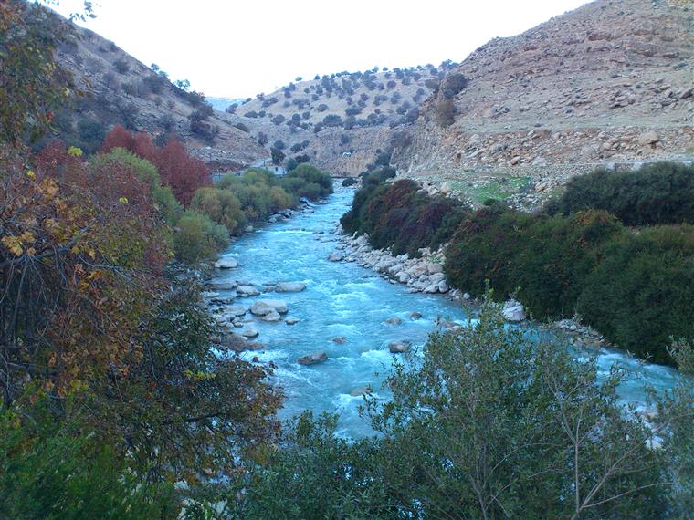 نمای دیگر از رودخانه موگرمون طبیعتی بکر و زیبا