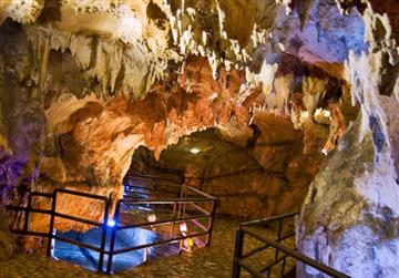 غار قوری قلعه زیباترین جاذبه گردشگری استان کرمانشاه