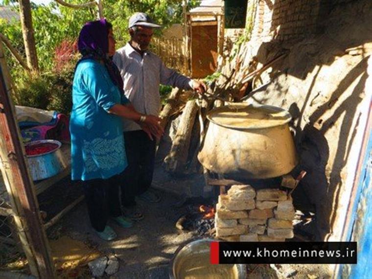 تهیه شیره انگور ،روستای خان آباد