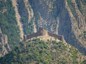 قلعه کنگلو معروف به عقاب مازندران