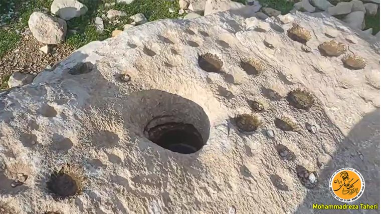 کشف فنجان نماهای کهن در شهرستان صیدون بری خوزستان
