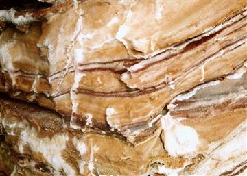 غار نمکدان (طولانی‌ترین غار نمکی جهان)