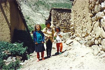 بچه های روستای مران