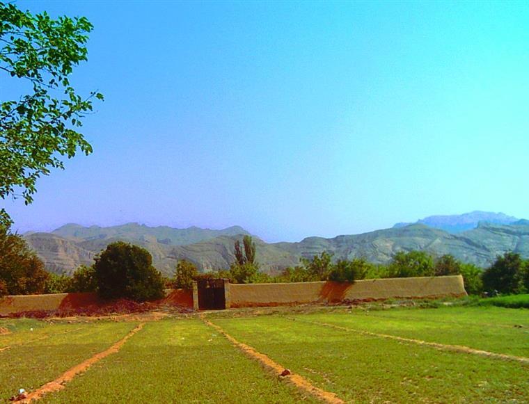 حاشیه نجف آباد